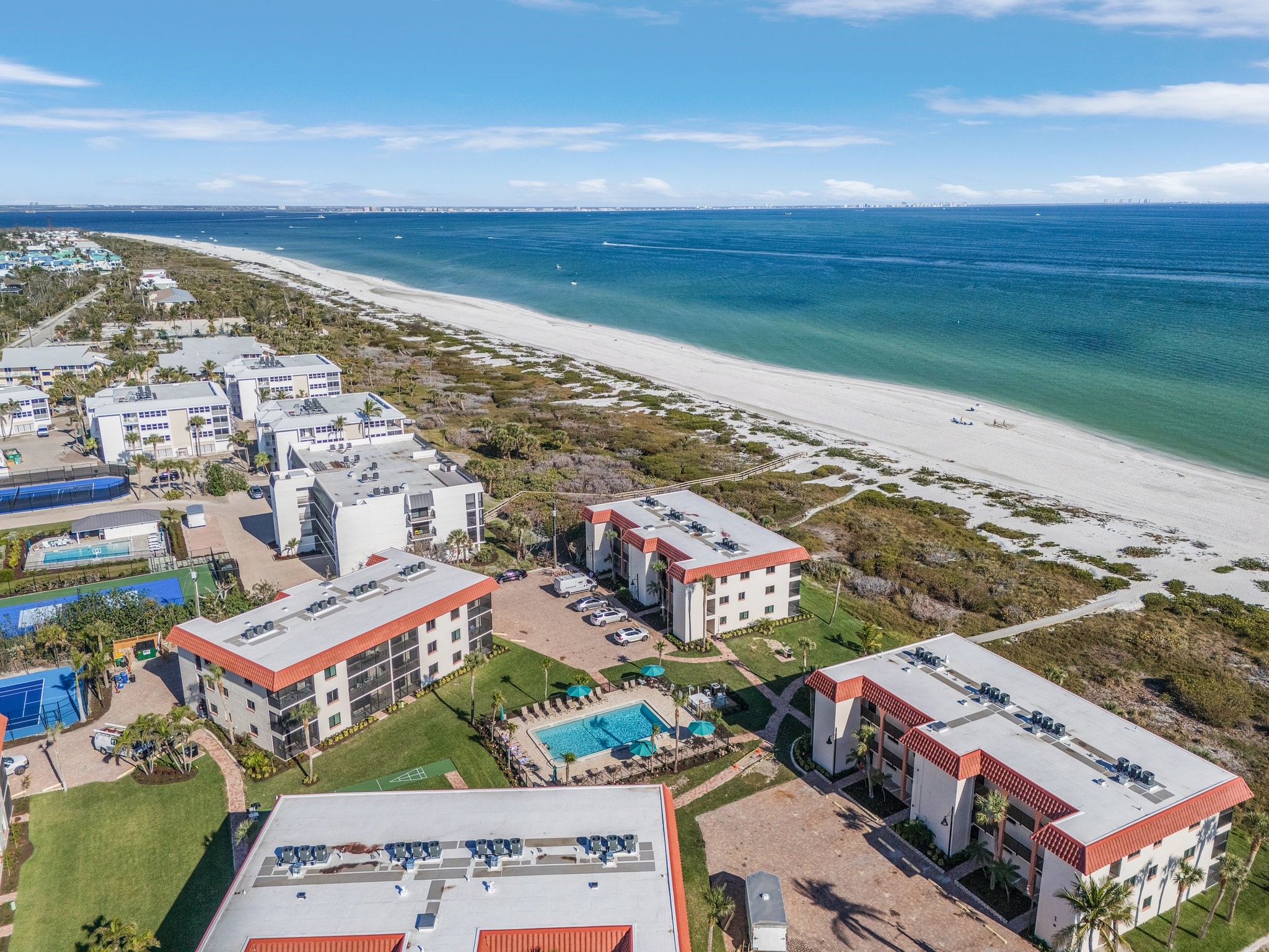 Sandalfoot Beachfront Condominium - Sanibel Island Vacation Rentals